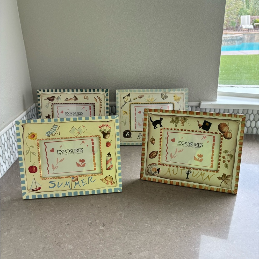 Four season themed picture frames